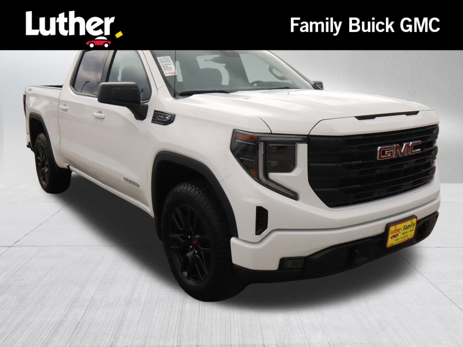 2026 GMC Sierra 4WD Crew Cab Short Box Elevation's photo