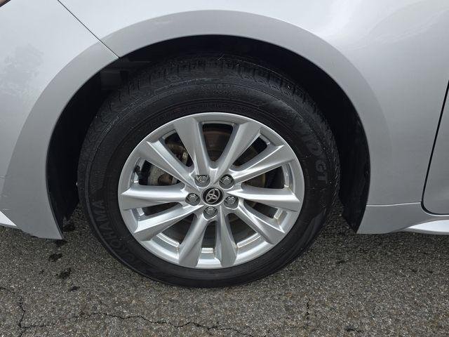 Certified Used 2023 SILVER ME. Toyota  image 31
