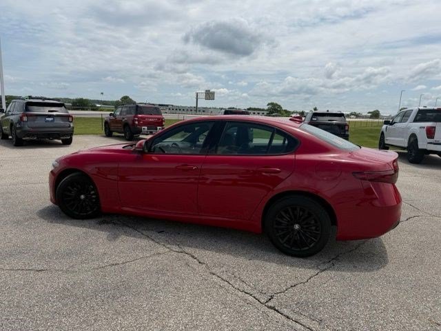 Used 2022 Rosso Alfa Romeo Sprint image 8