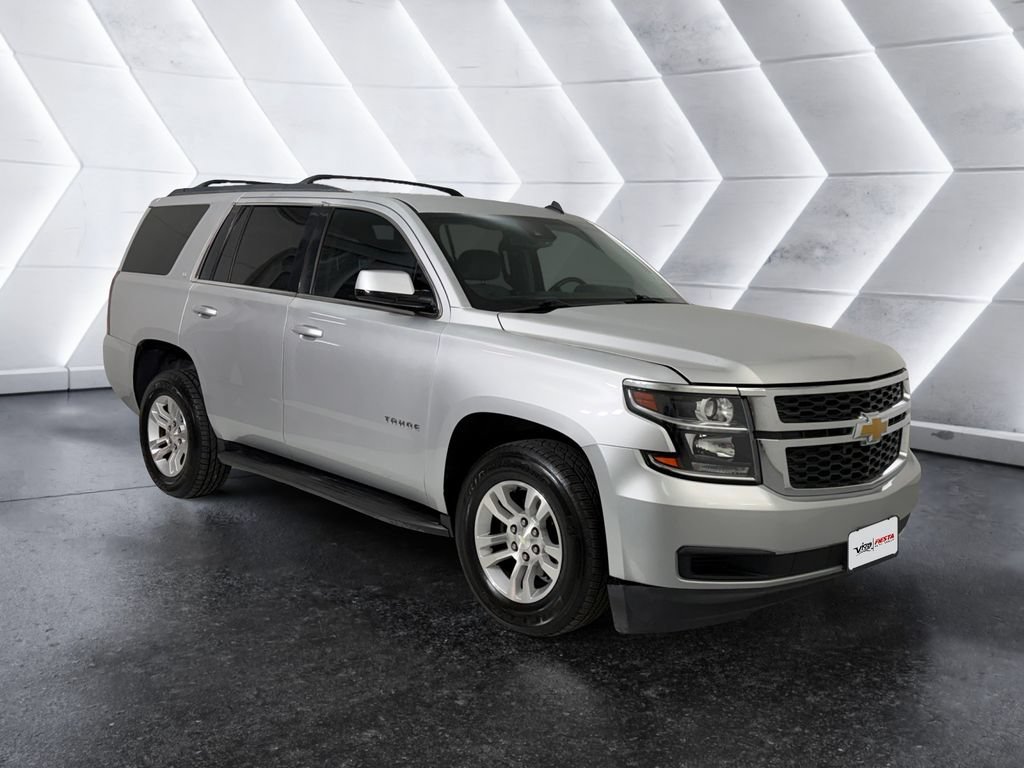 Used 2015 SILVER ICE METALLIC Chevrolet LT image 1