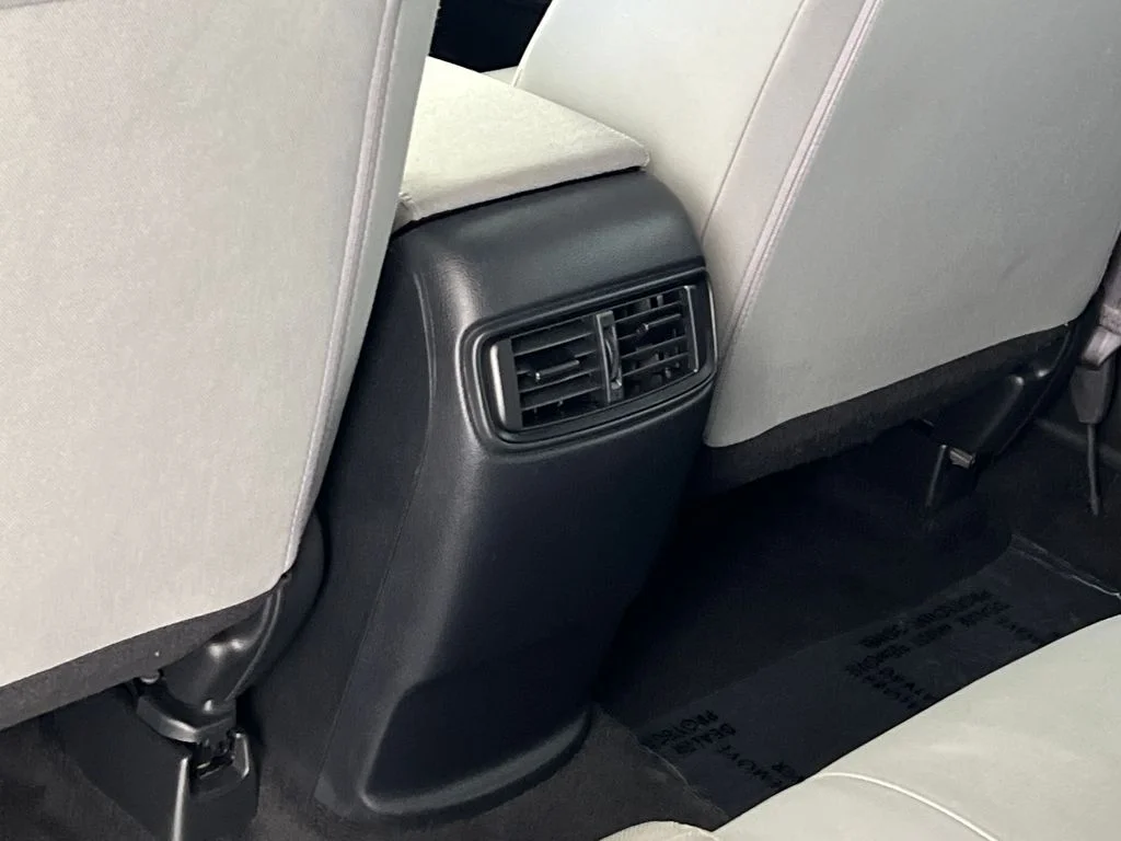 Used 2019  Honda LX image 34
