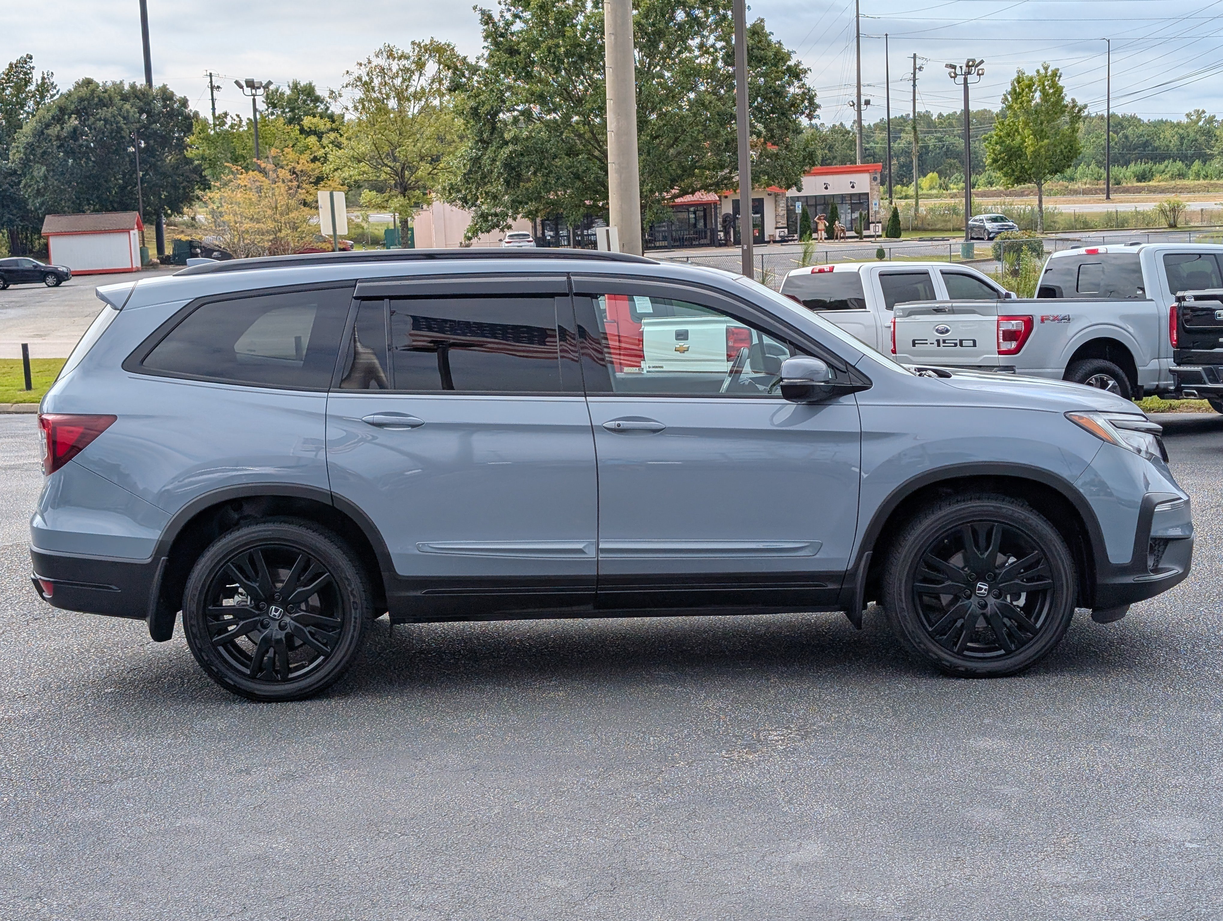 2022 Honda Pilot Black Edition - Photo 13