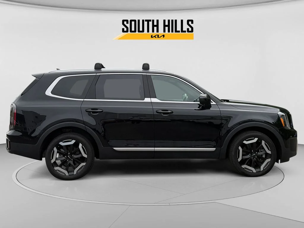 Used 2024 Black Kia EX image 6