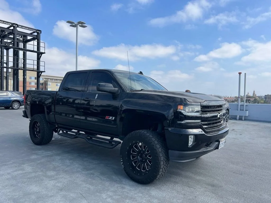 Used 2018 BLACK Chevrolet LTZ image 3