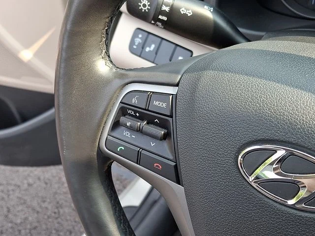 Used 2017 Beige Hyundai Value Edition image 21