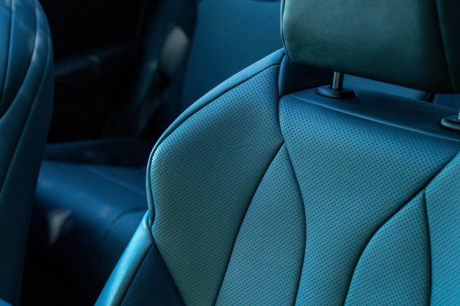 Used 2024 Iridium Lexus 500h F SPORT Performance image 21