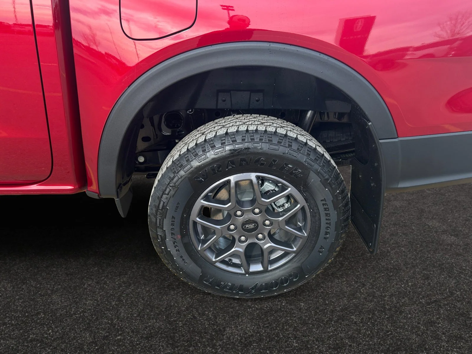 New 2026 Ruby Red Metallic Tinted Clearcoat Ford XLT image 9