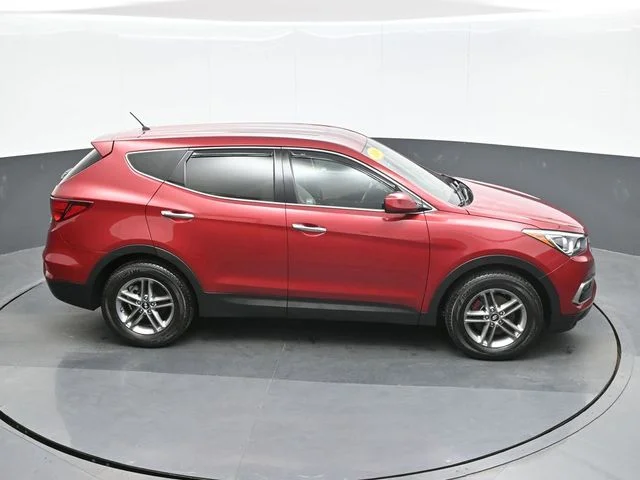 Used 2018 Red Hyundai 2.4 Base image 16