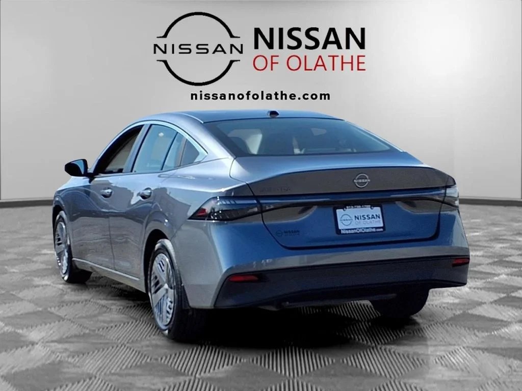 Used 2026 Gray Nissan SV image 5