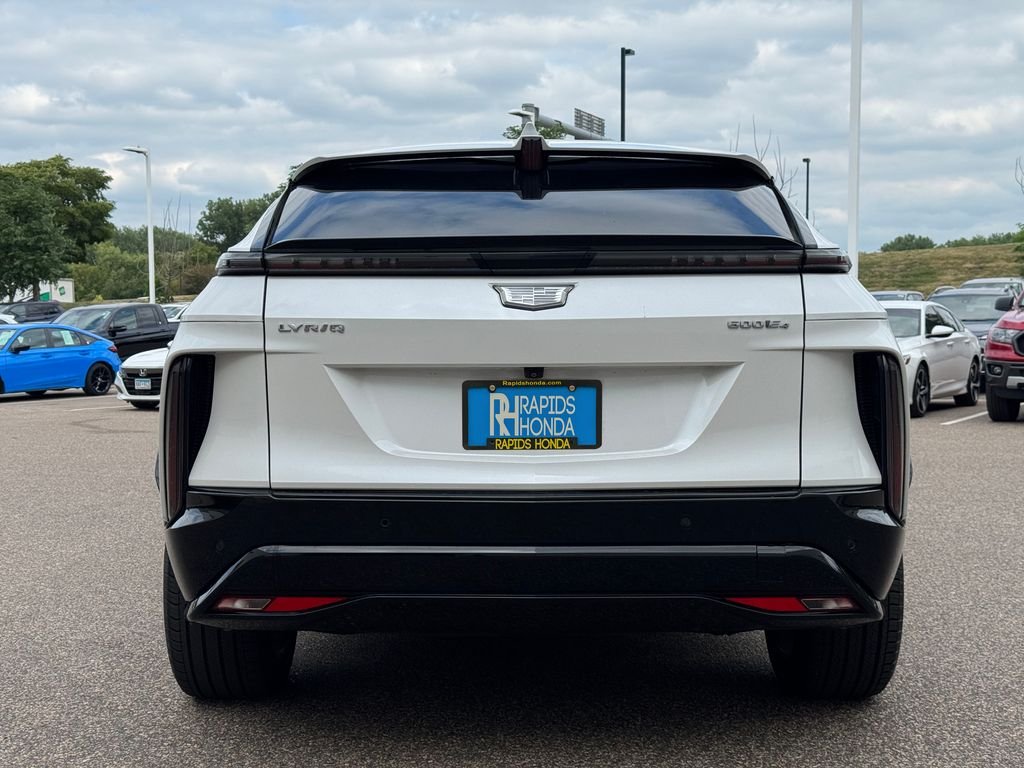 Used 2024 Crystal White Cadillac Sport image 4