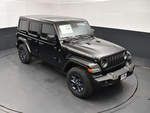 New 2026 Black Clear-Coat Exterior Paint Jeep 85th Anniversary Edition image 13