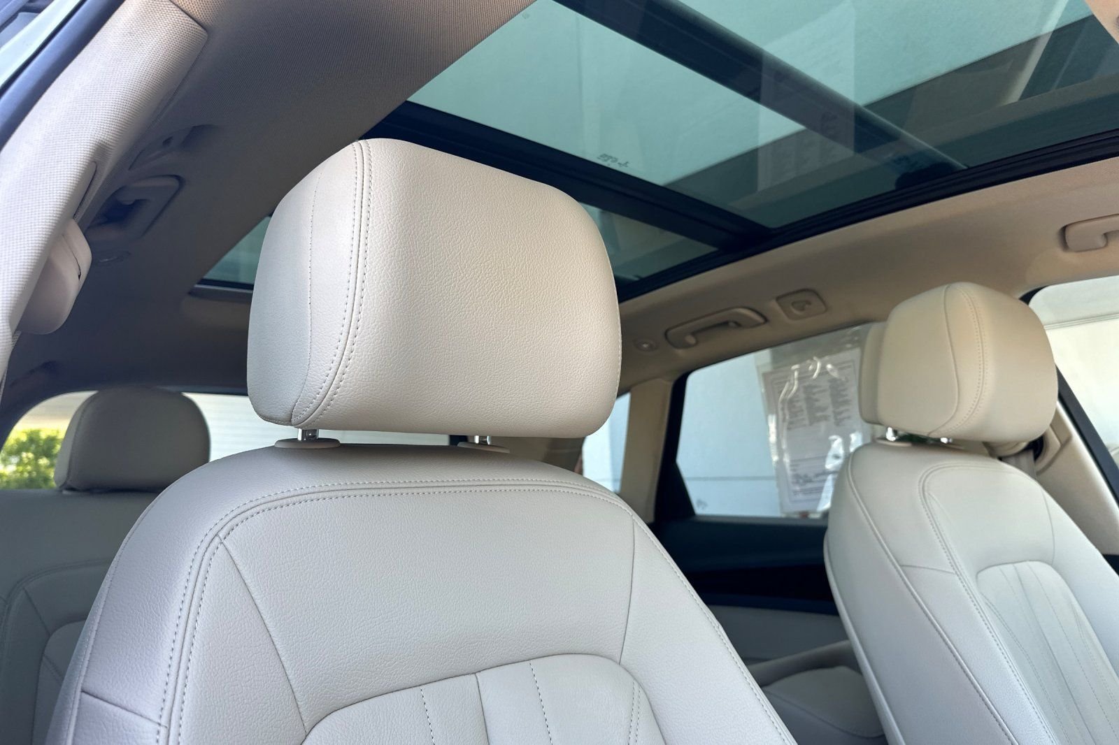 Used 2020 White Audi 55 Premium image 17