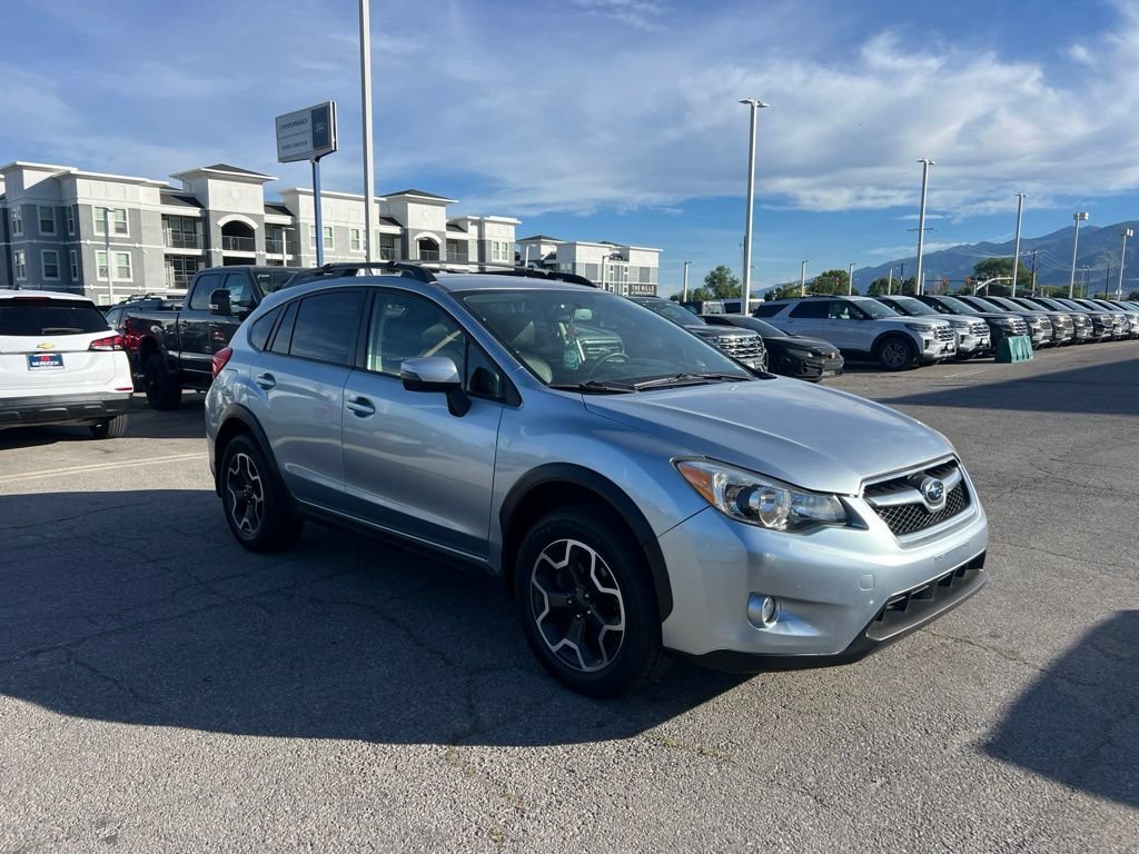 Used 2015 Ice Silver Metallic Subaru 2.0i Limited image 2