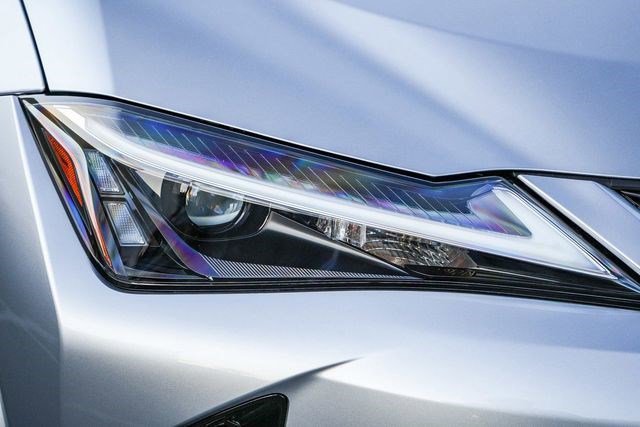 2026 Lexus UX Hybrid 300h F Sport Design - Photo 9