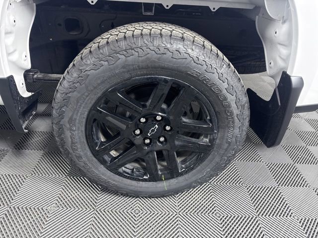 New 2026 Summit White Chevrolet LT Trail Boss image 9