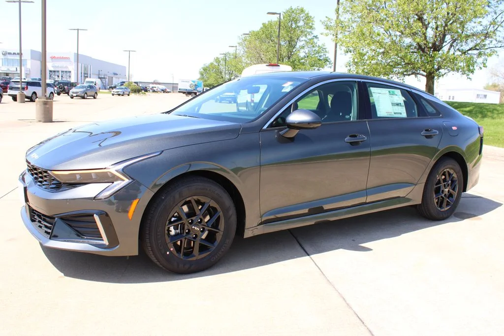 New 2026 Gray Kia LXS image 16
