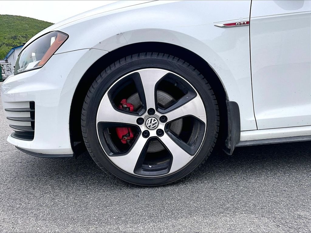 Used 2017 Pure White Volkswagen S image 4