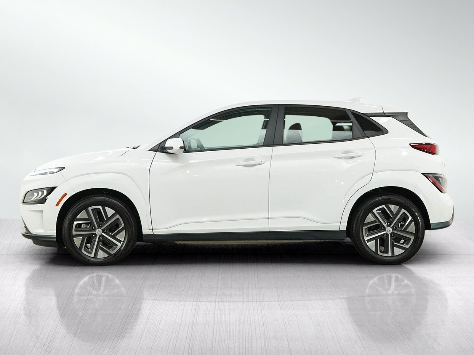 Certified 2023 Hyundai Kona EV Limited with VIN KM8K53AG3PU171086 for sale in Minneapolis, MN