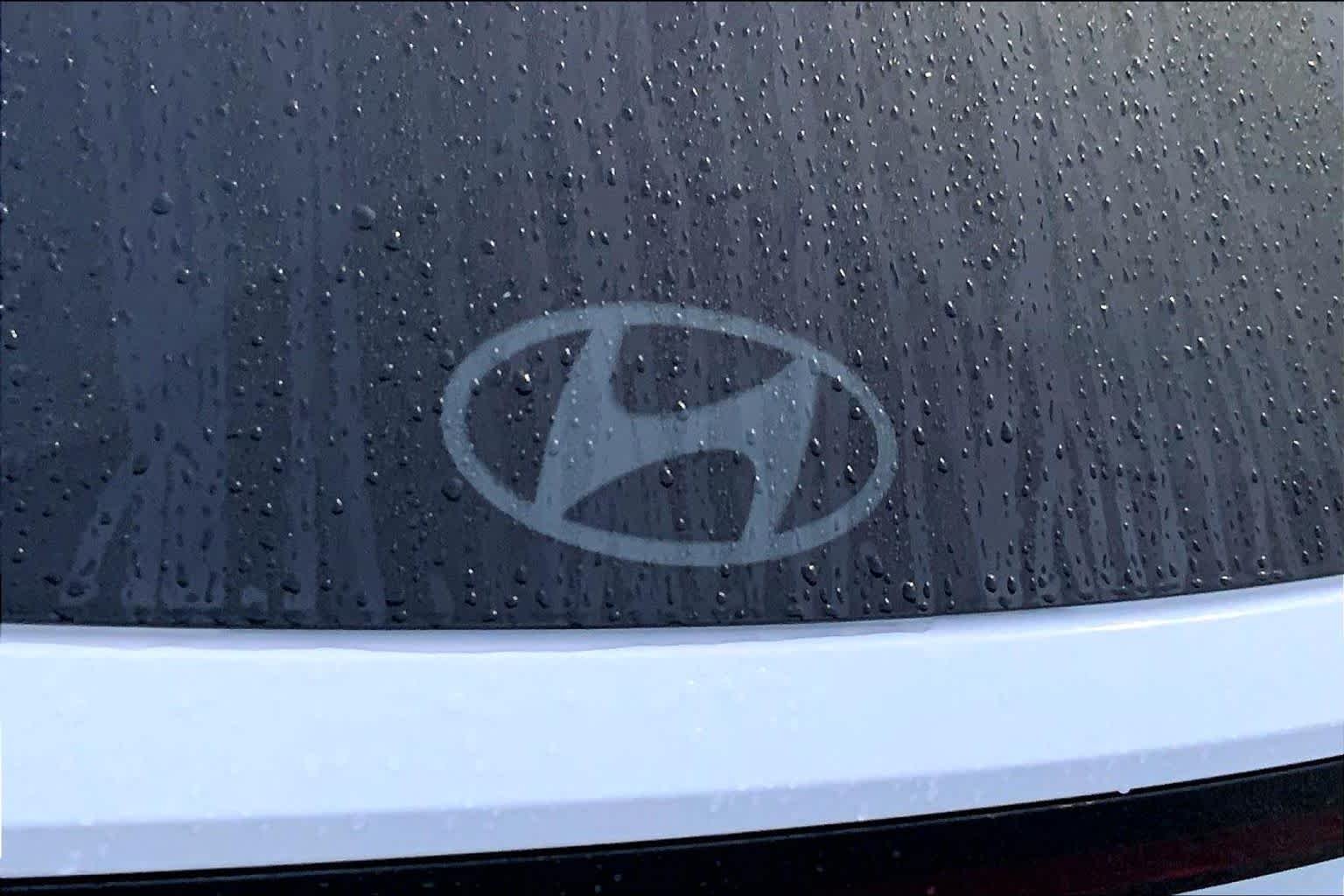 Used 2025 Serenity White Pearl Hyundai SEL image 10