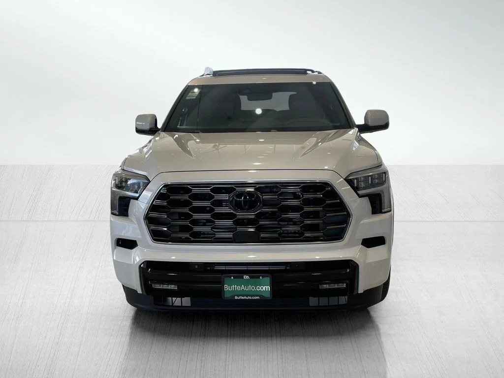 New 2026 Wind Chill Pearl Toyota Platinum image 8