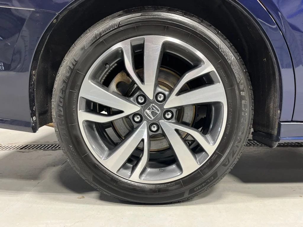 2024 Honda Odyssey Touring - Photo 45