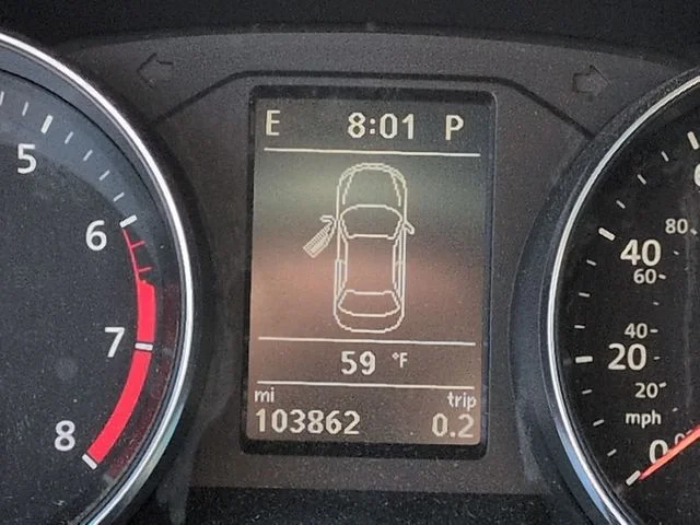 Used 2018 Gray Volkswagen 2.0T SE image 21