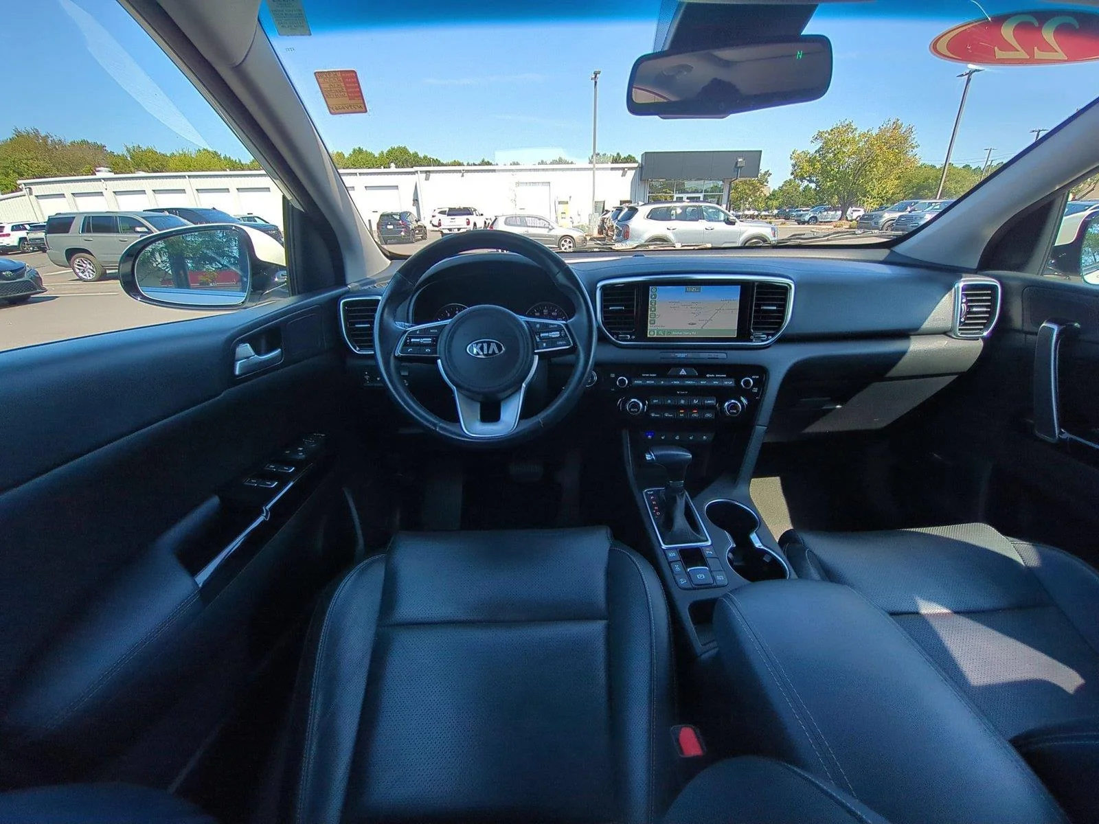 Used 2022 Snow White Pearl Kia EX image 34