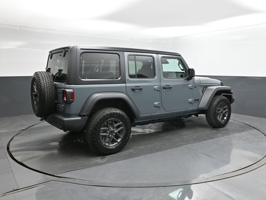 New 2026 Anvil Clear-Coat Exterior Paint Jeep Sport S image 15