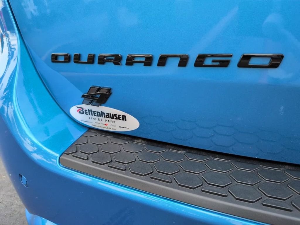 New 2027 B5 Blue Exterior Paint Dodge GT image 8