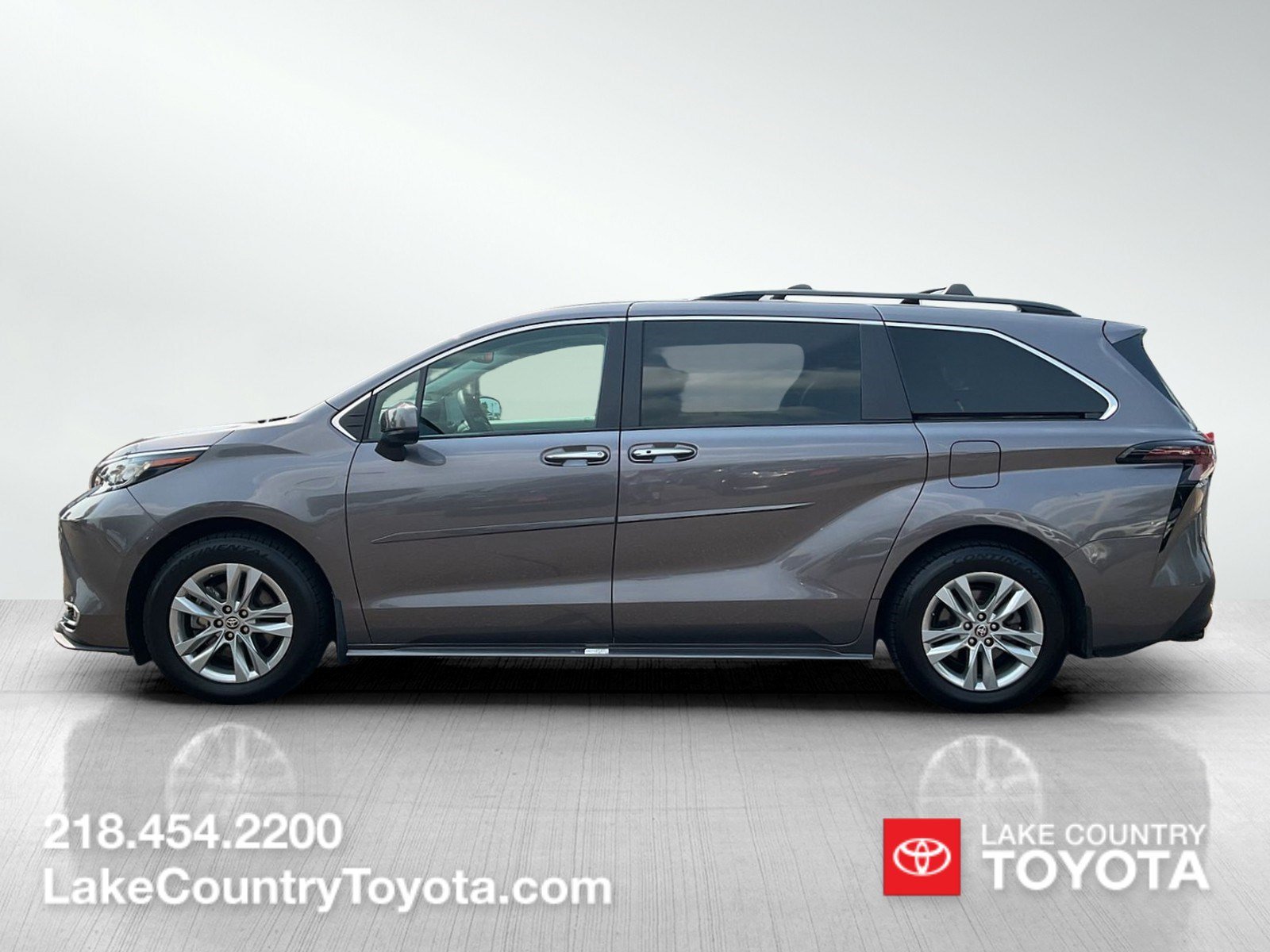Used 2023 Toyota Sienna XLE with VIN 5TDJSKFC3PS082213 for sale in Brainerd, Minnesota