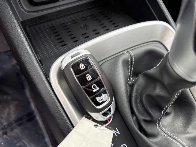 New 2026 Onyx Black Hyundai SEL image 28