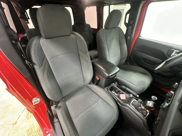 2024 Jeep Wrangler 4-Door Willys - Photo 25