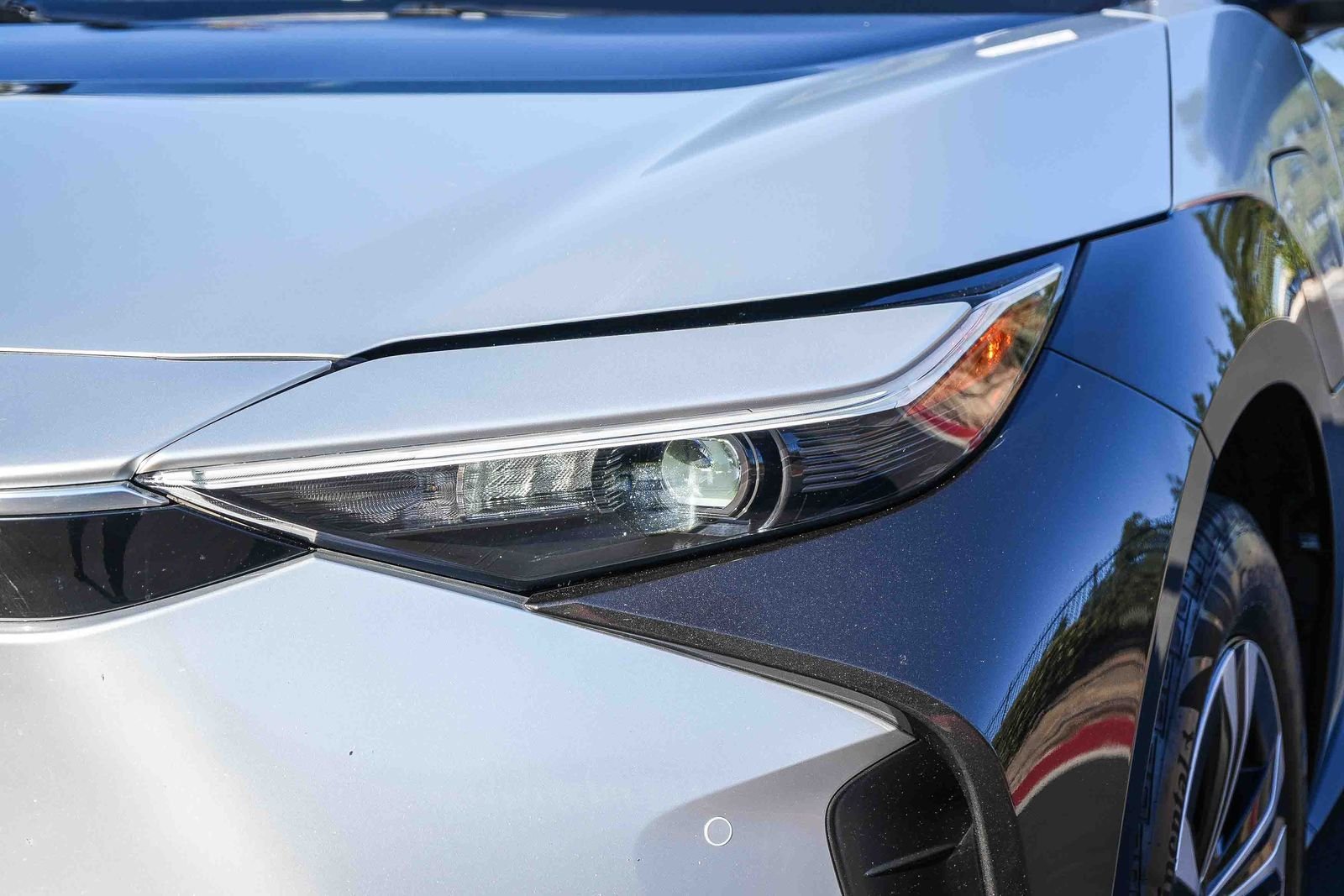 Certified Used 2023 Silver Metallic Toyota XLE image 5