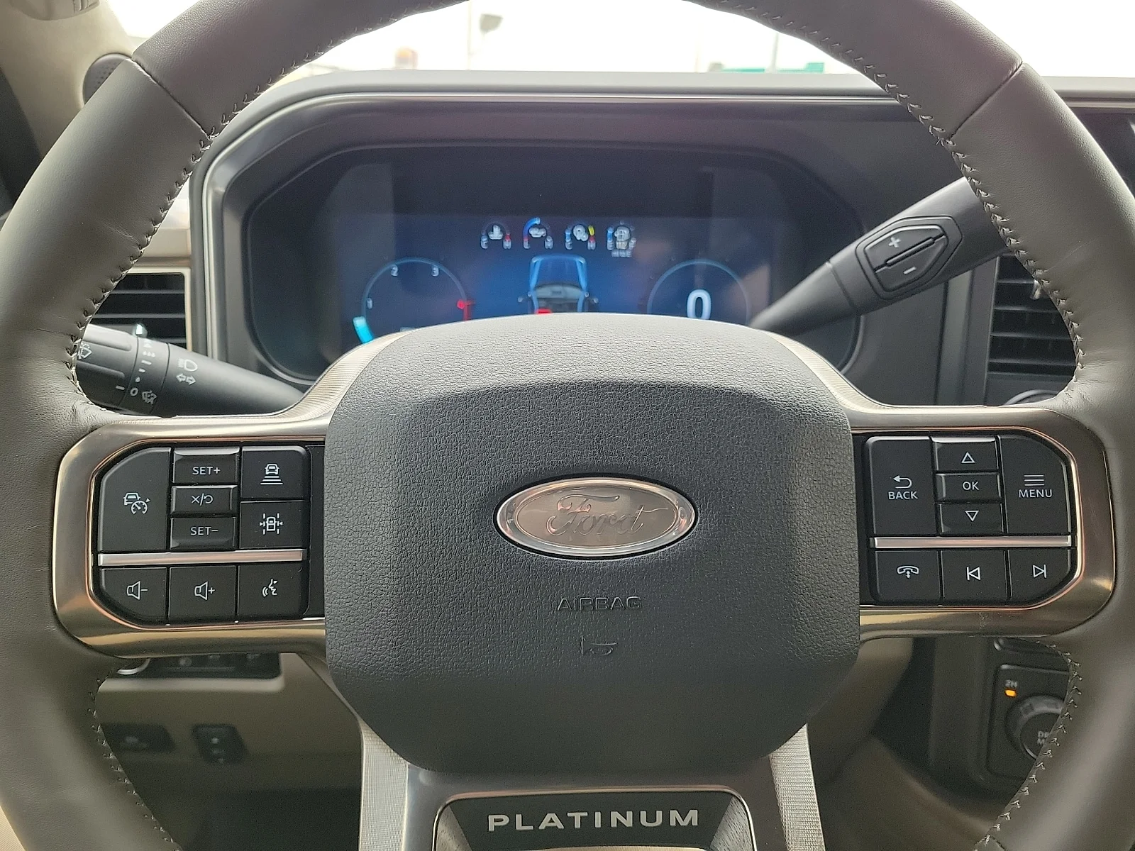New 2026 Glacier Gray Metallic Tri-Coat Ford F-450&reg; Platinum&reg; image 17