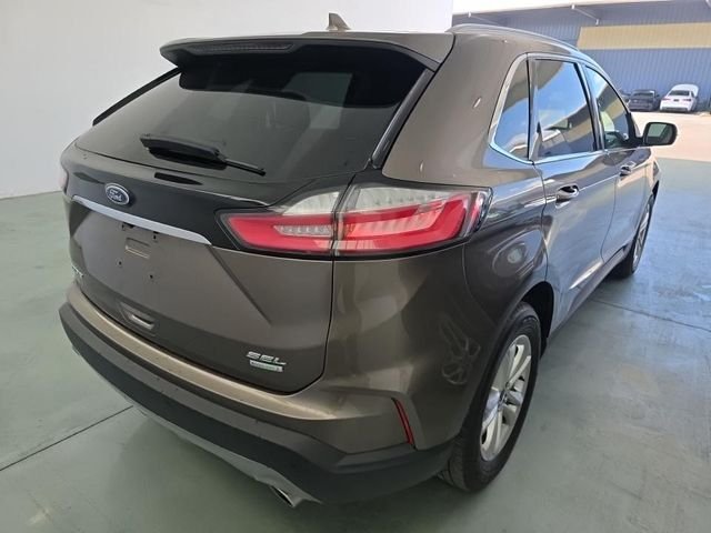 Used 2019 Gray Ford SEL image 3