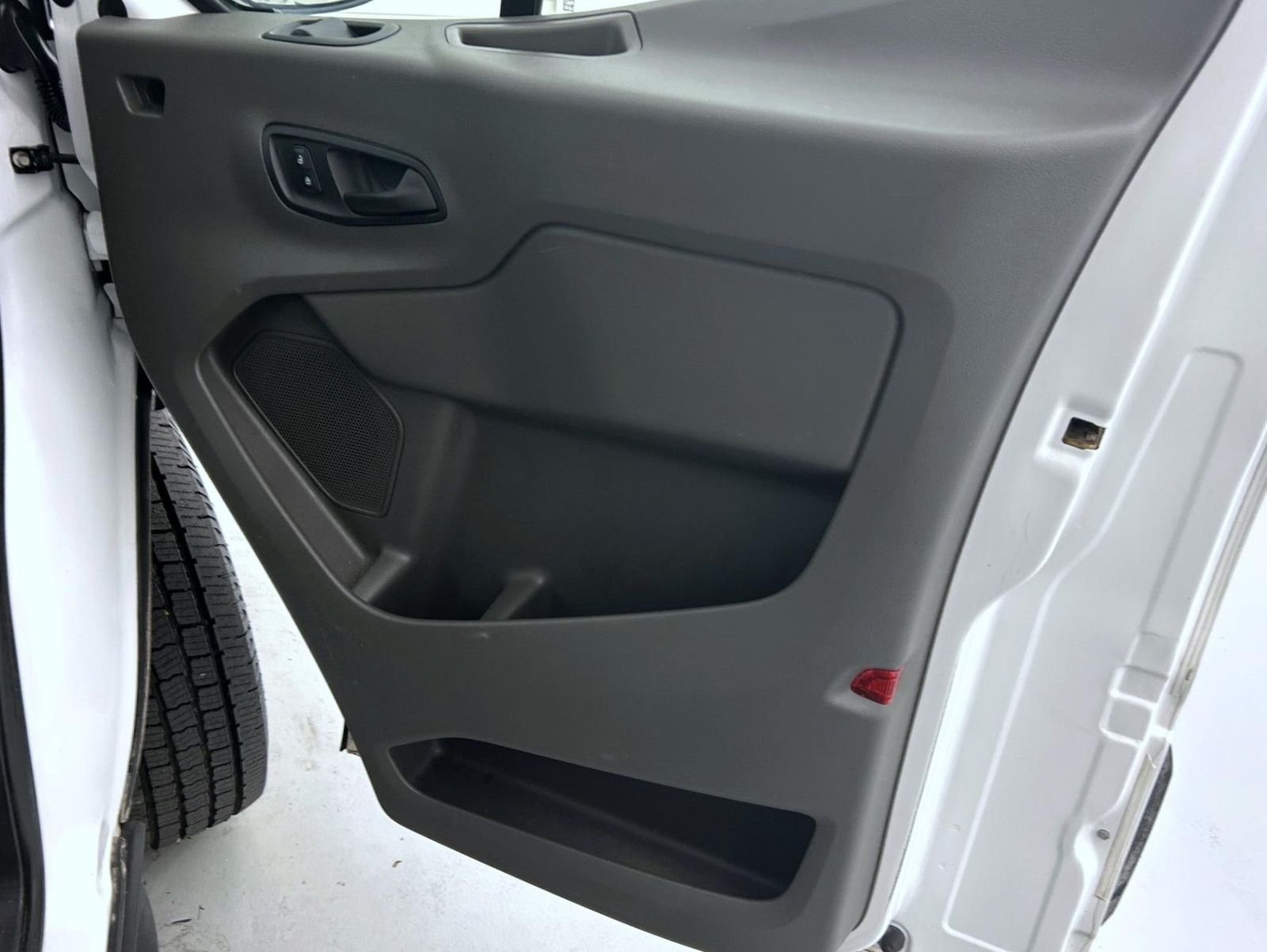 Used 2022 White Ford XLT image 16