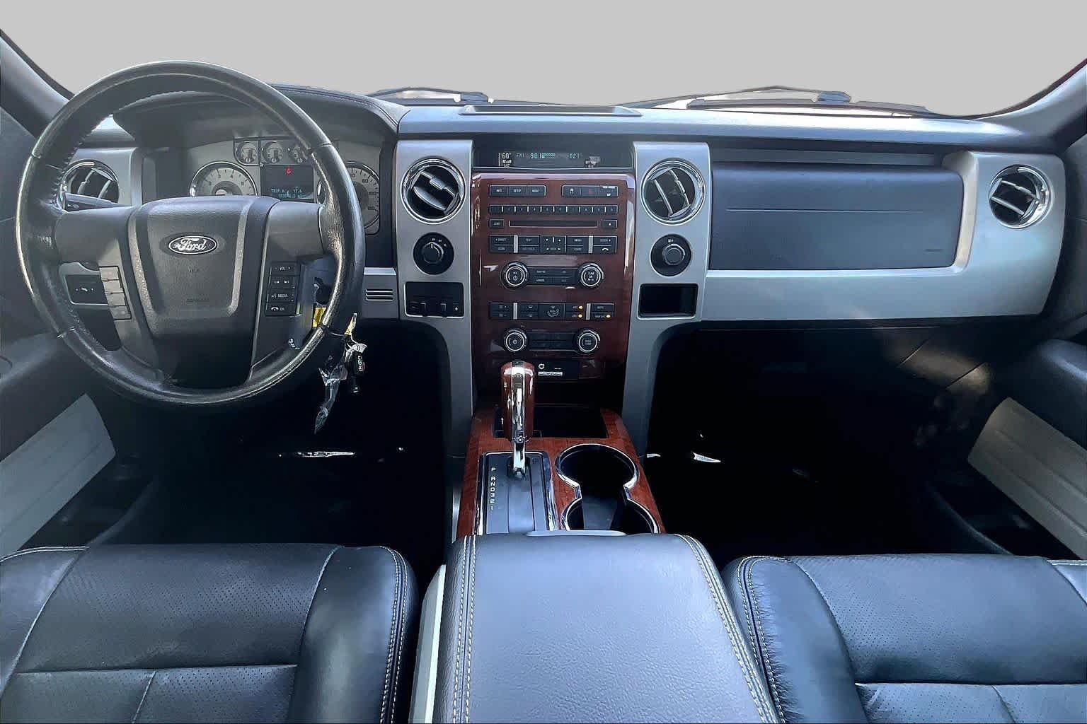 Used 2010 Tuxedo Black Ford XLT image 14