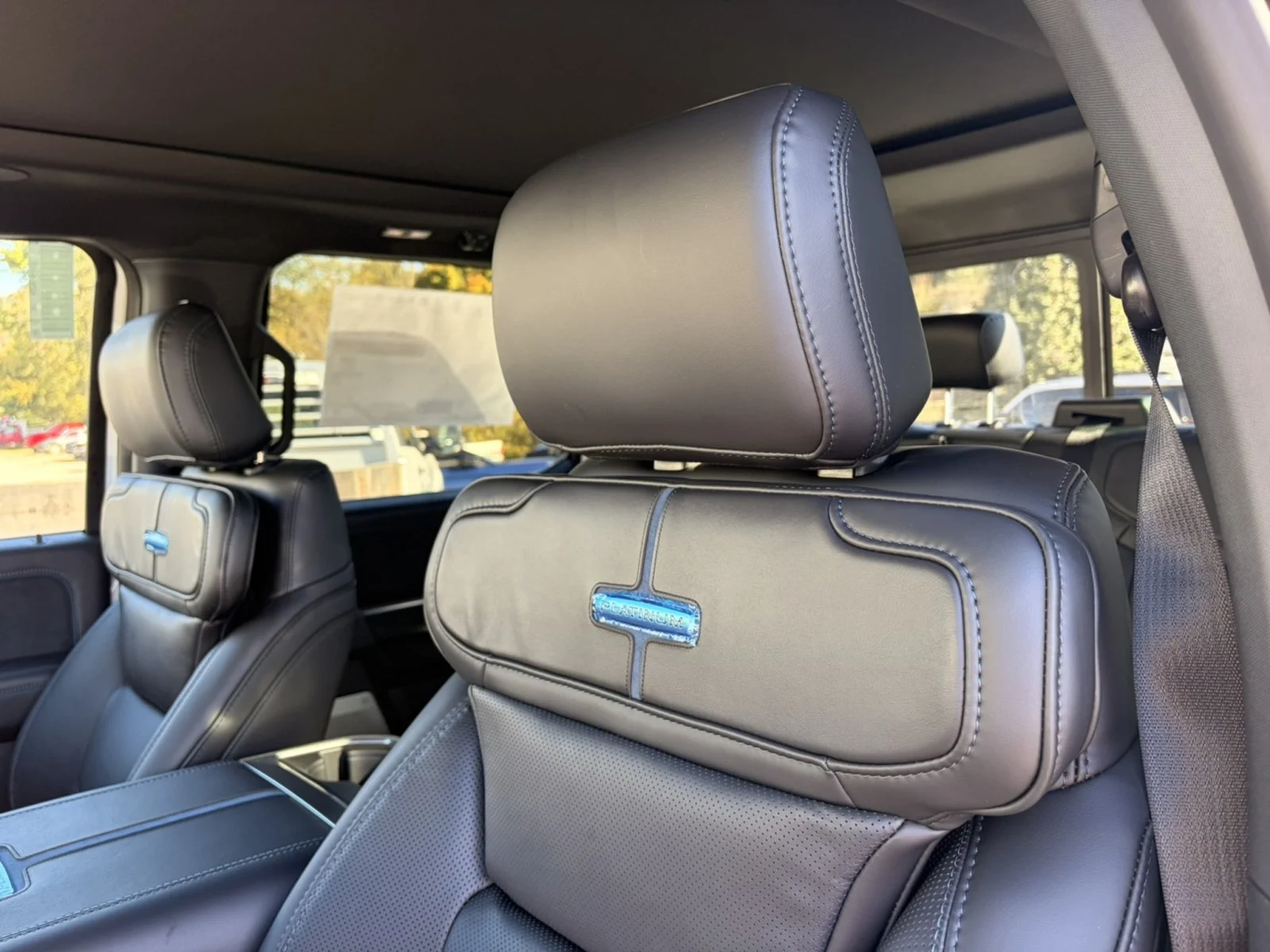 New 2027 Star White Metallic Tri-Coat Ford F-450® Platinum® image 13
