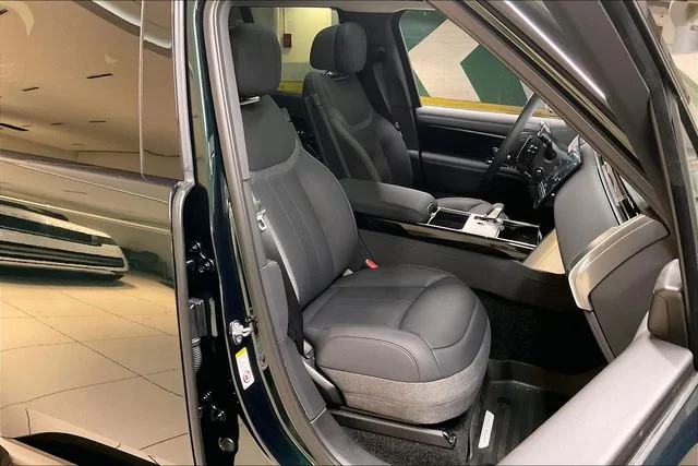 Certified Used 2025 Green Land Rover SE image 6