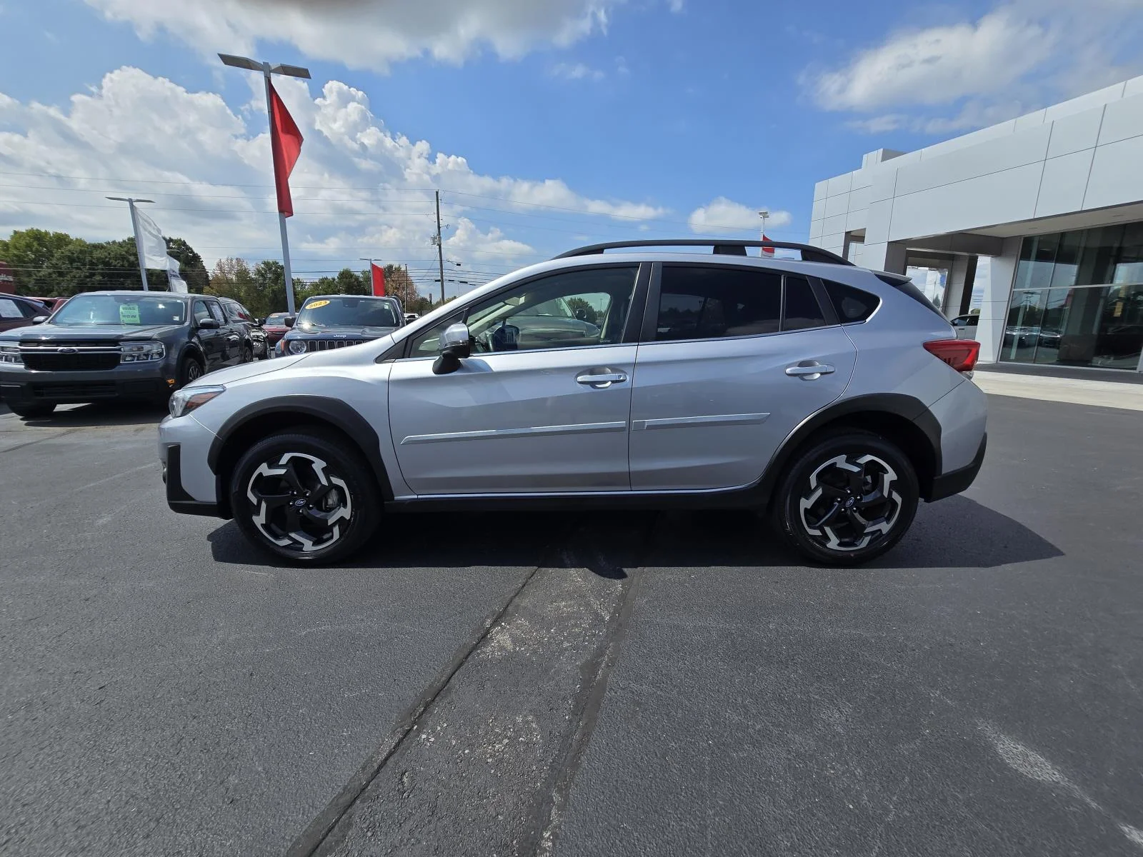 Used 2023 Silver Subaru Limited image 4