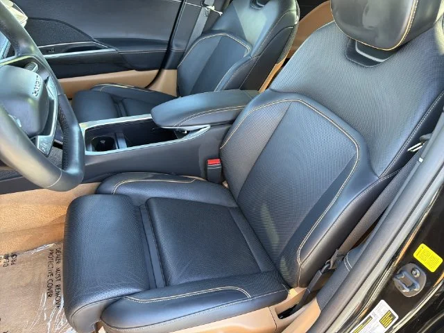 Used 2025 Black Lucid Touring image 38