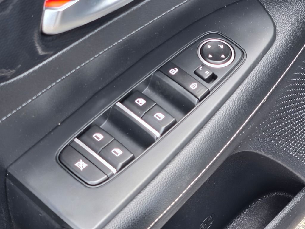 Used 2022 Gray Kia GT-Line image 17