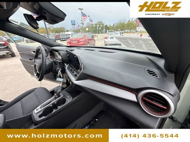 Certified Used 2024 Cacti Green Chevrolet 1RS image 25