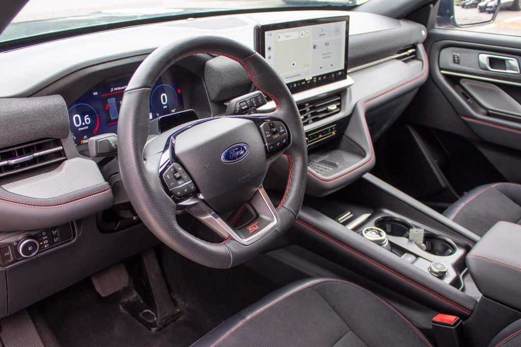 Used 2025 Blue Ford ST image 11