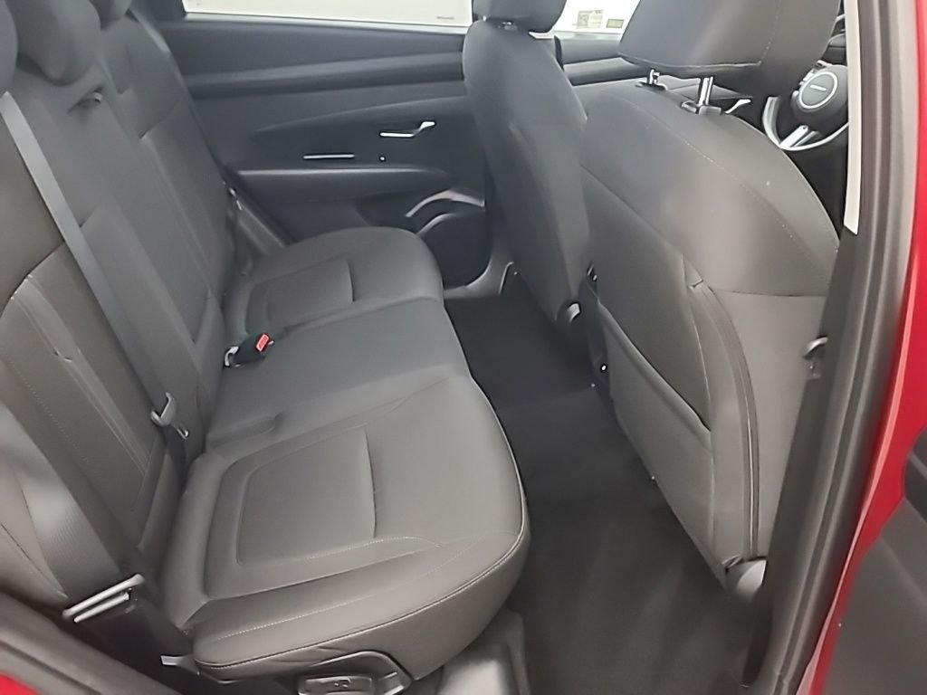 2025 Hyundai Tucson SEL - Photo 17