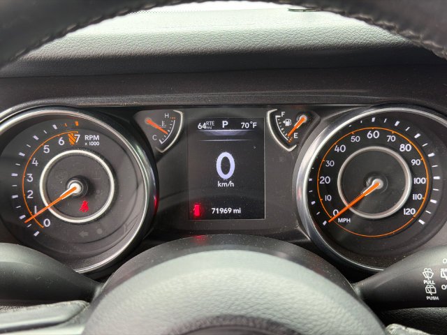 Used 2020 Silver Jeep Unlimited Sport Altitude image 27