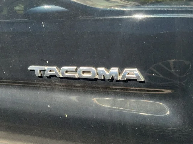 Used 2014 Black Toyota Base image 4