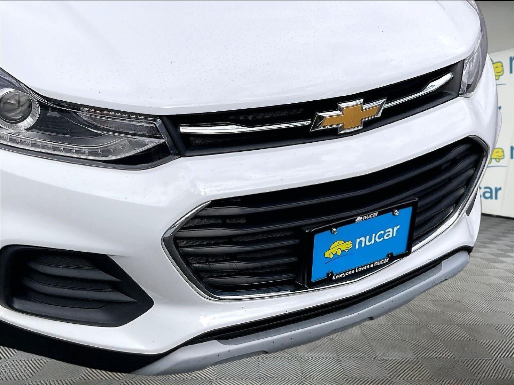 Used 2019 Summit White Chevrolet LT image 29