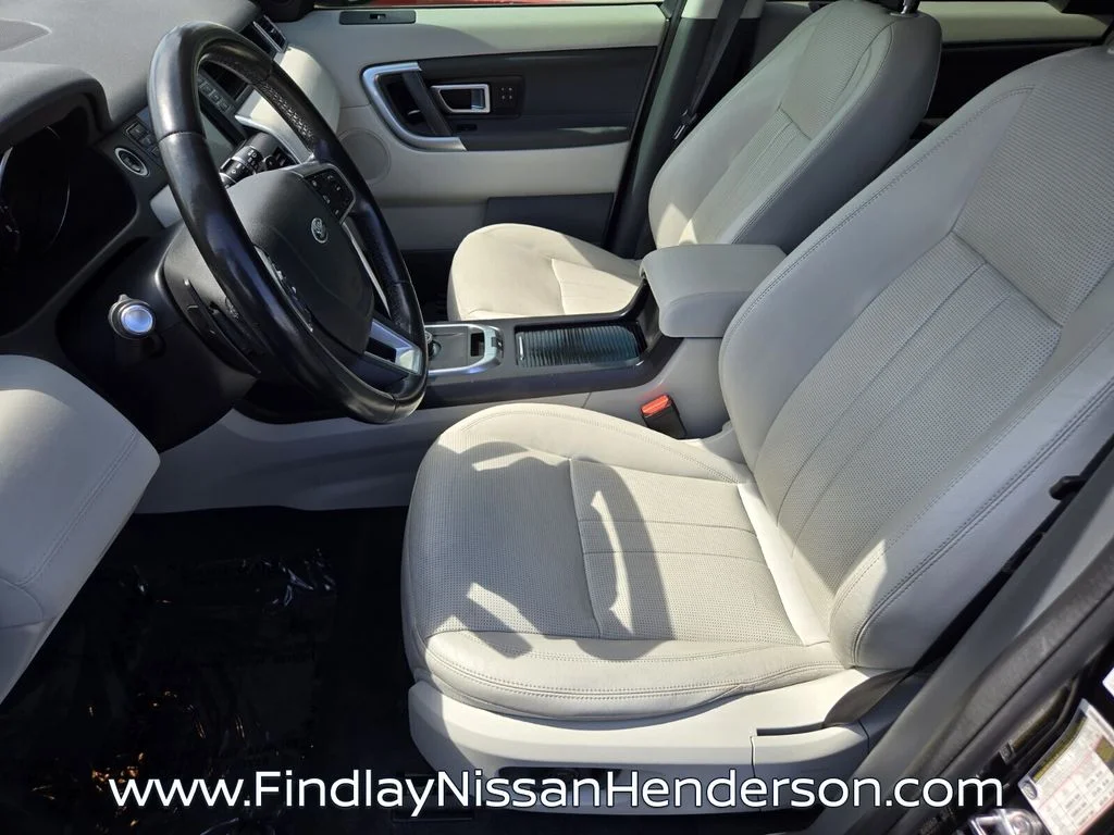 Used 2019  Land Rover HSE image 10