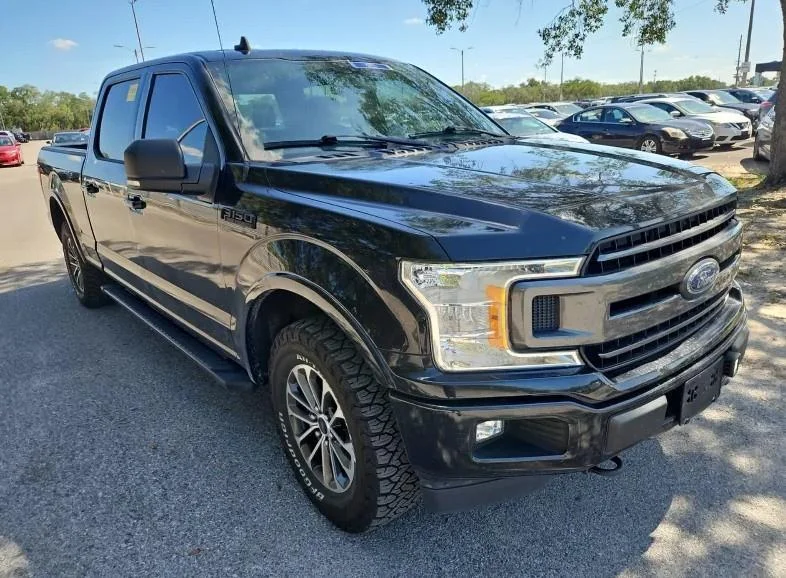 Used 2019  Ford XLT image 3